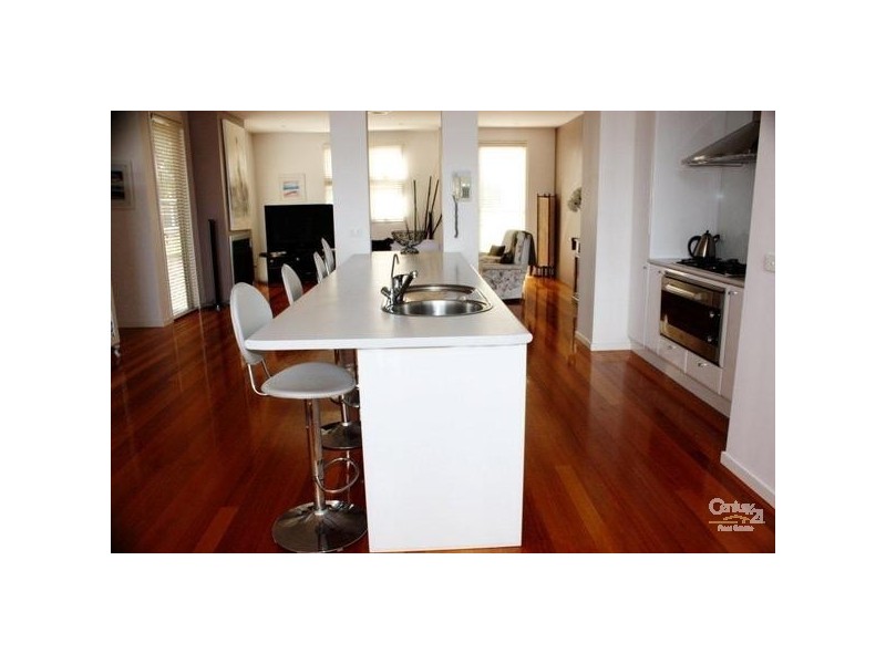 11 Southseas Place, Patterson Lakes VIC 3197