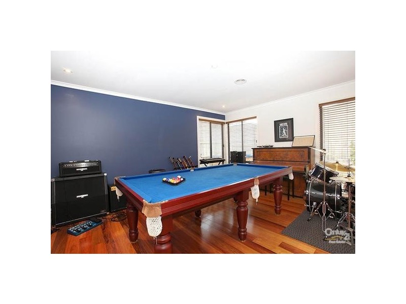 10 Webster Drive, Patterson Lakes VIC 3197