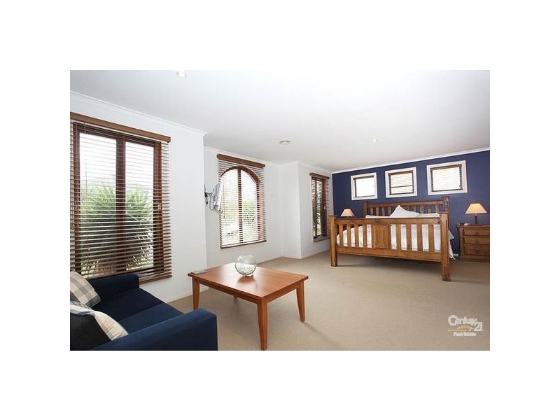 10 Webster Drive, Patterson Lakes VIC 3197