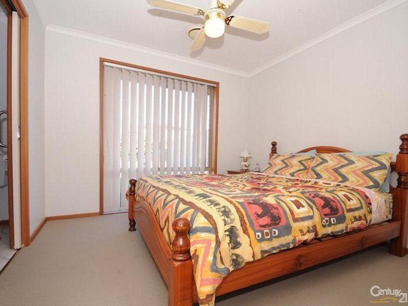 2/5 Ocean Reef Drive, Patterson Lakes VIC 3197