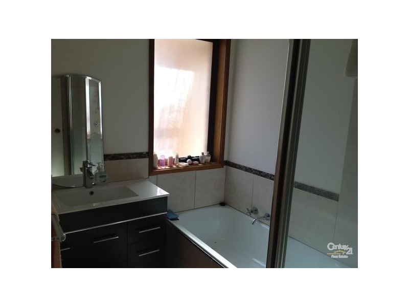8/51-57 Gladesville Blvd, Patterson Lakes VIC 3197
