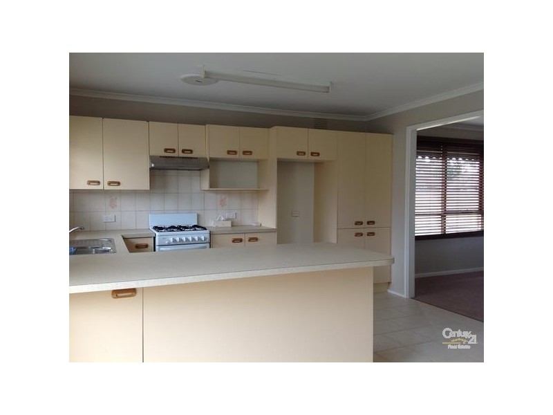 2 Terrigal Drive, Patterson Lakes VIC 3197