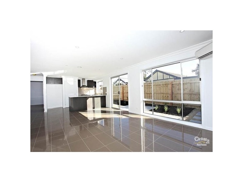 7A Wunalla Road, Seaford VIC 3198