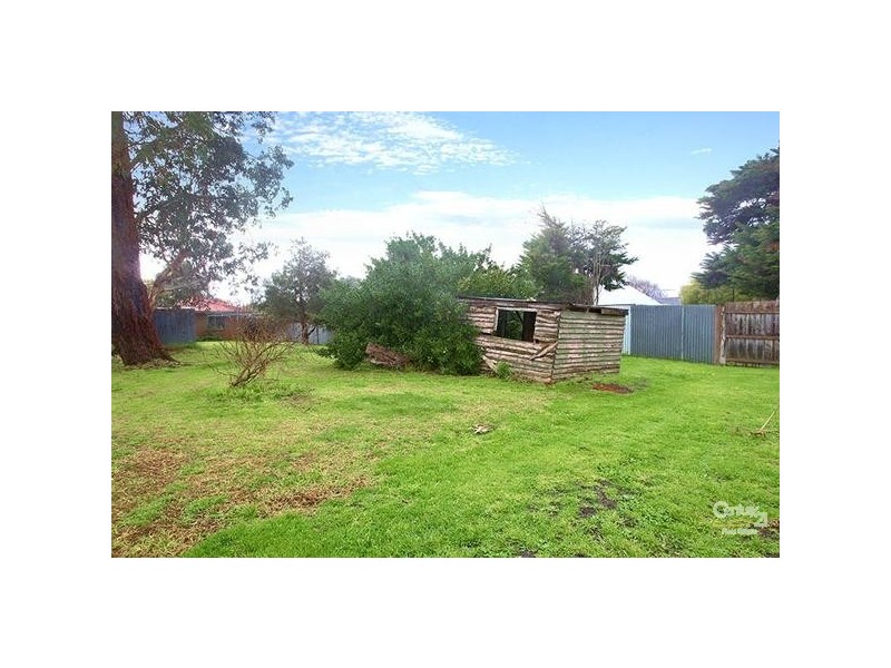 12 Canberra Street, Carrum VIC 3197