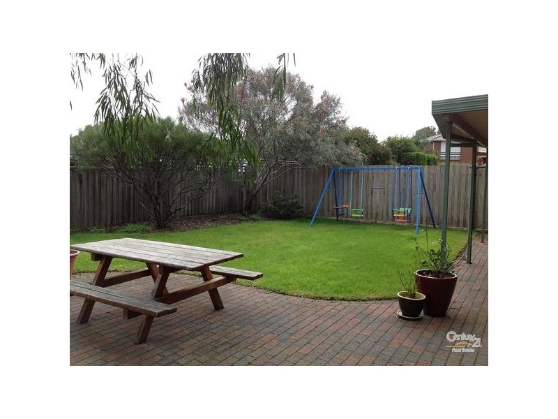 11 Rosie Court, Aspendale Gardens VIC 3195