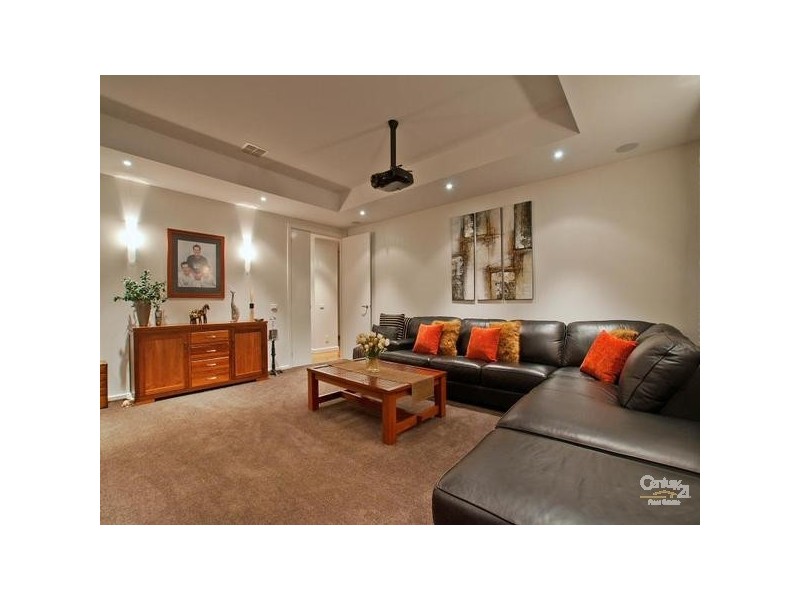 28 Riverside West, Patterson Lakes VIC 3197
