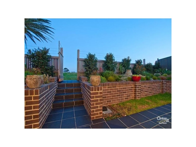 28 Riverside West, Patterson Lakes VIC 3197