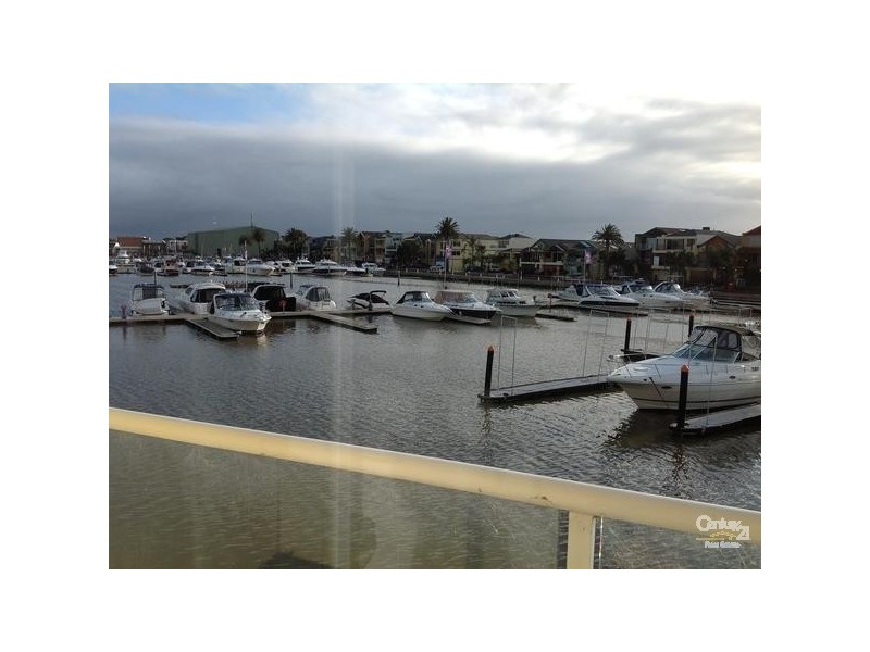 13 Marina Palms Drive, Patterson Lakes VIC 3197