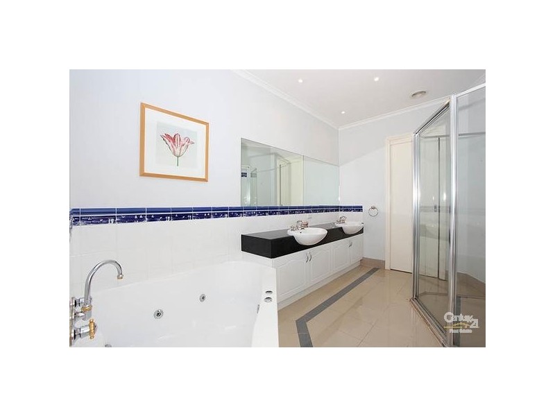 44 North Shore Dve, Patterson Lakes VIC 3197