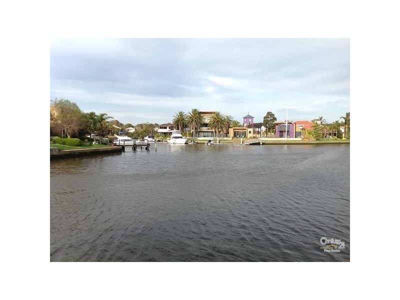 14 Marine Drive, Patterson Lakes VIC 3197