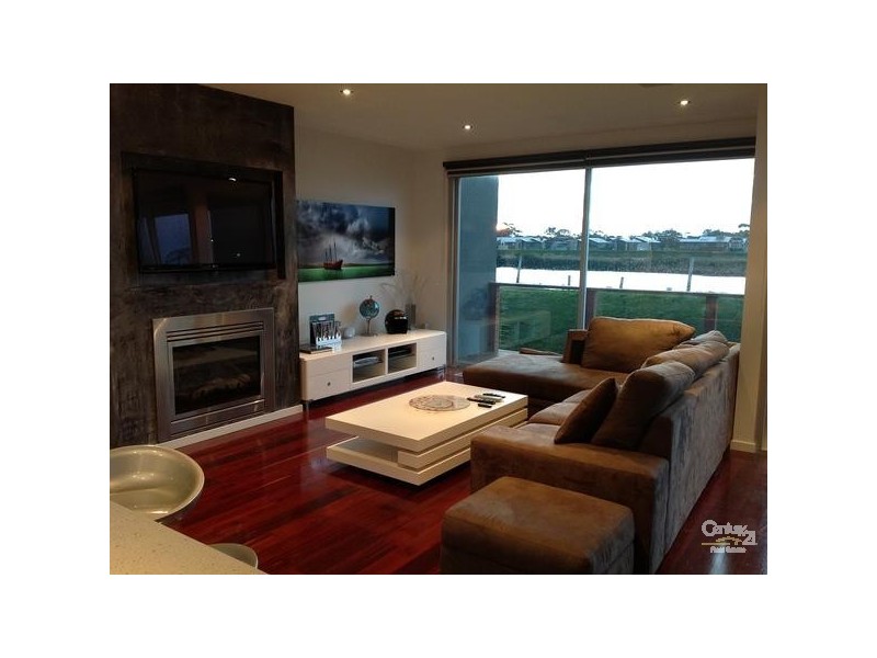 14 Marine Drive, Patterson Lakes VIC 3197