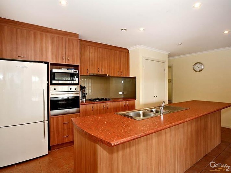 13 Amos Court, Narre Warren South VIC 3805