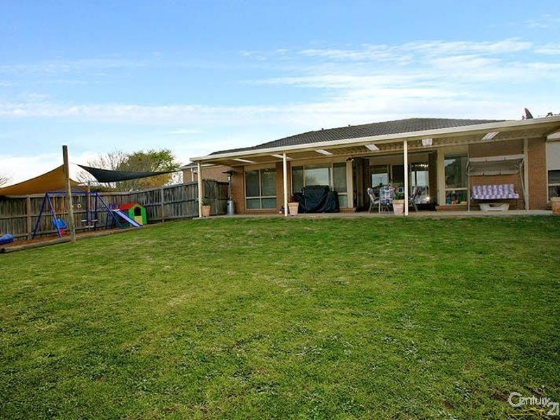 13 Amos Court, Narre Warren South VIC 3805