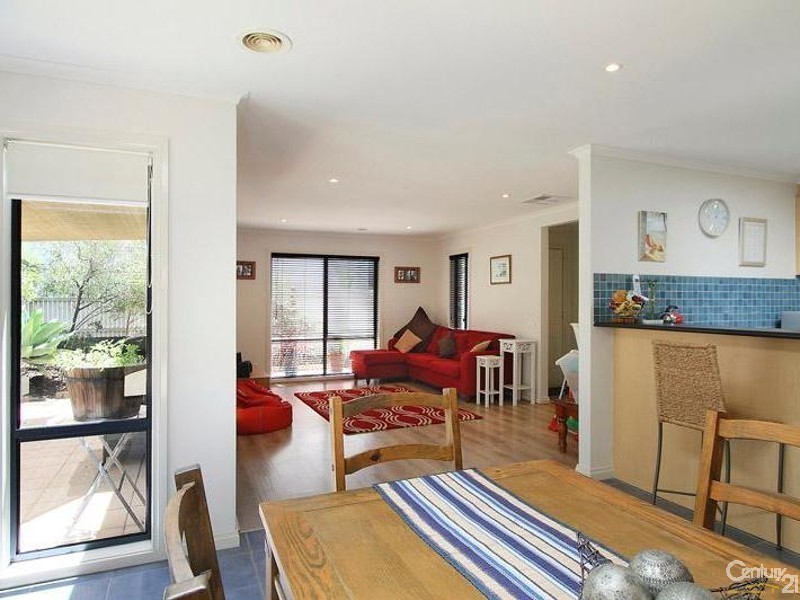 56A Nepean Highway, Seaford VIC 3198