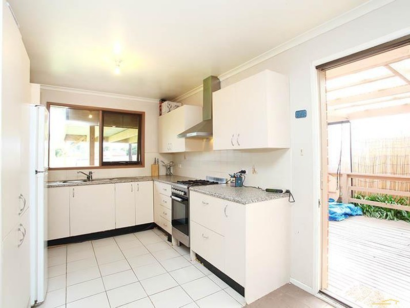 1/5 Darnley Dve, Skye VIC 3977