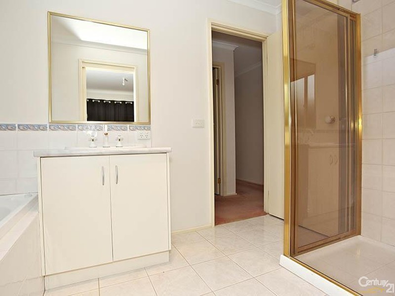 58 Laurel Cres, Carrum Downs VIC 3201