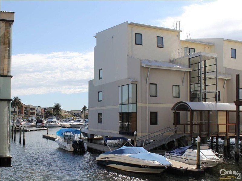 44/117 McLeod Road, Patterson Lakes VIC 3197