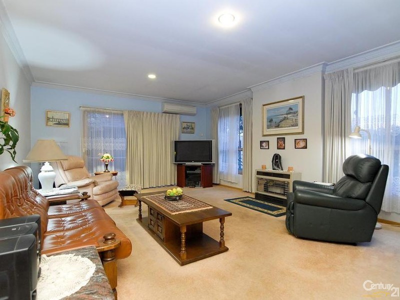 37 Hillview Drive, Carrum Downs VIC 3201