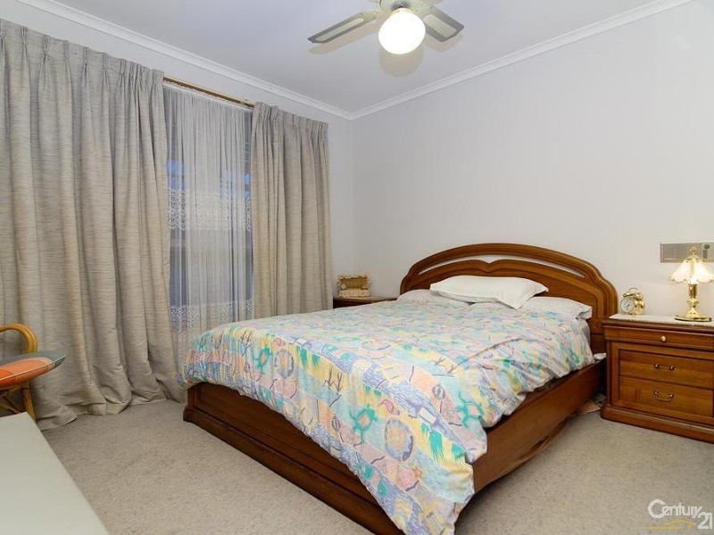 37 Hillview Drive, Carrum Downs VIC 3201