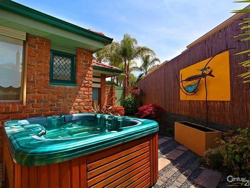 3 Mariners Island, Patterson Lakes VIC 3197