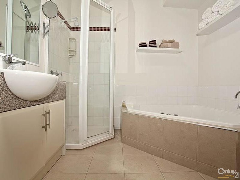 25B McLeod Road, Carrum VIC 3197