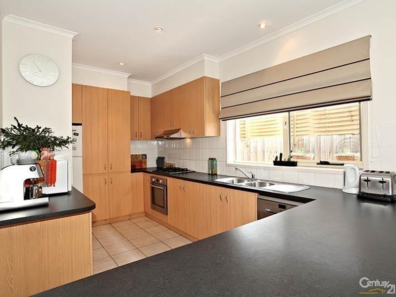 16 Tiller Lane, Patterson Lakes VIC 3197