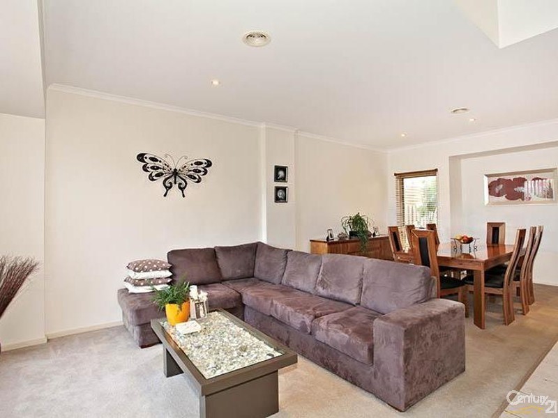 16 Tiller Lane, Patterson Lakes VIC 3197