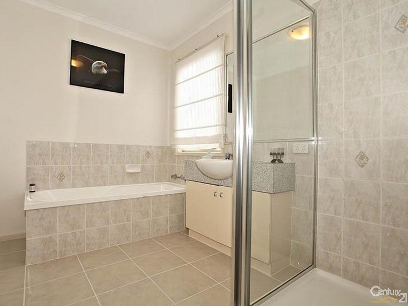 16 Tiller Lane, Patterson Lakes VIC 3197