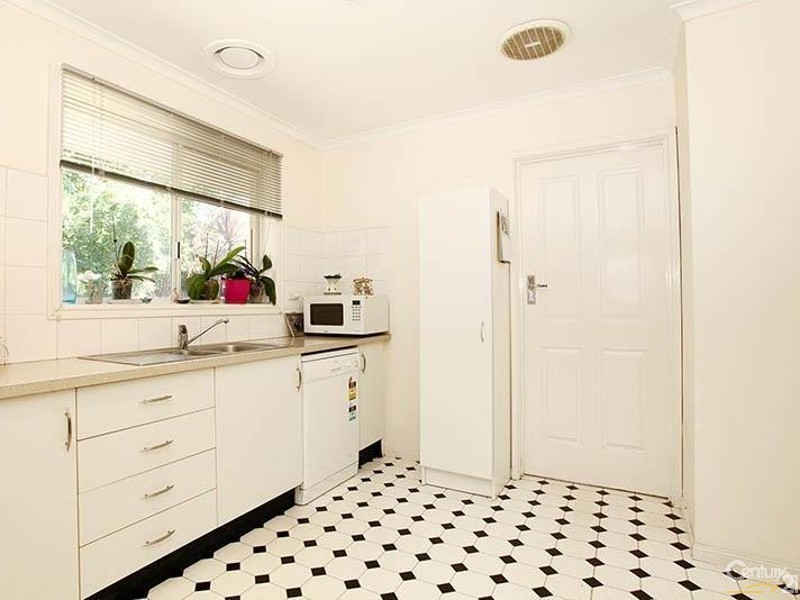 17 Northcote Street, Seaford VIC 3198