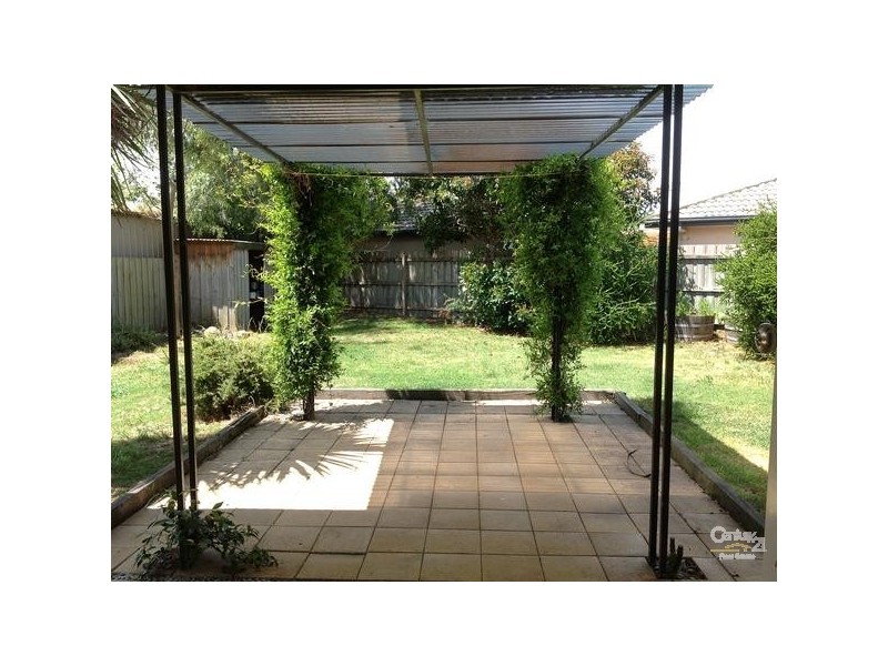 7 Adelong Court, Patterson Lakes VIC 3197