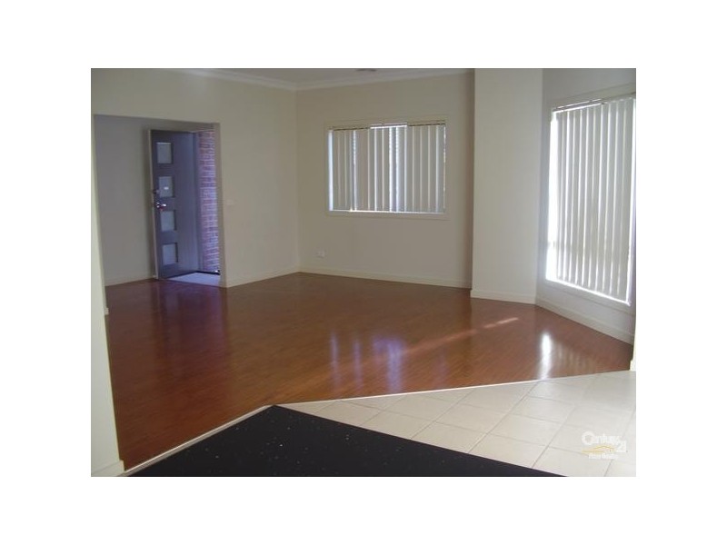 2/19 Hodges St, Seaford VIC 3198