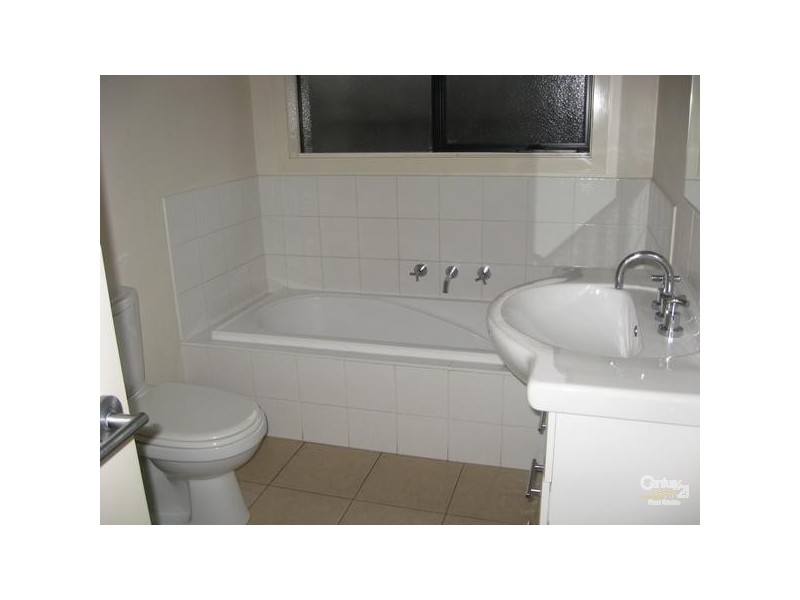 2/19 Hodges St, Seaford VIC 3198