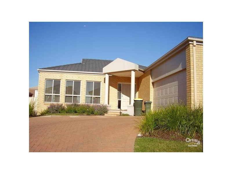 8/36 Pepperbush Cres, Langwarrin VIC 3910