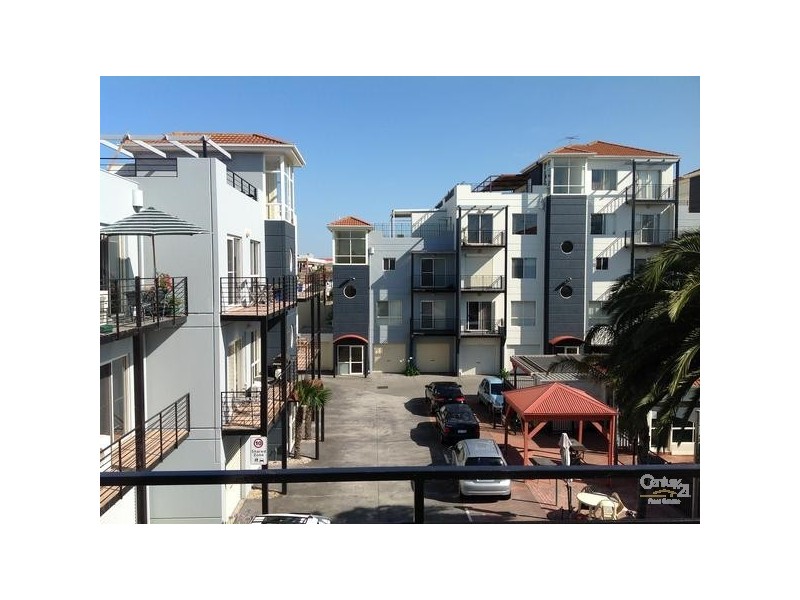 10/5 Thompson Road, Patterson Lakes VIC 3197