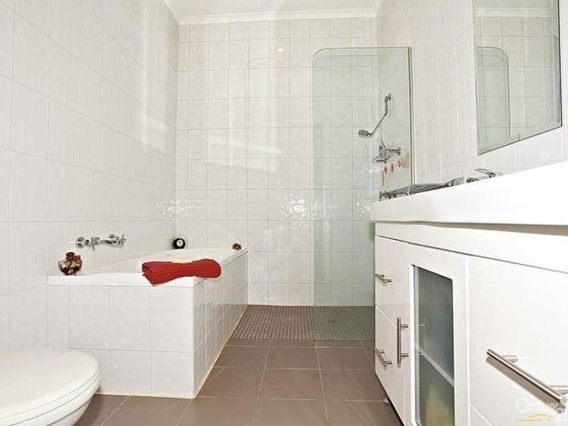 182 Old Wells Road, Seaford VIC 3198