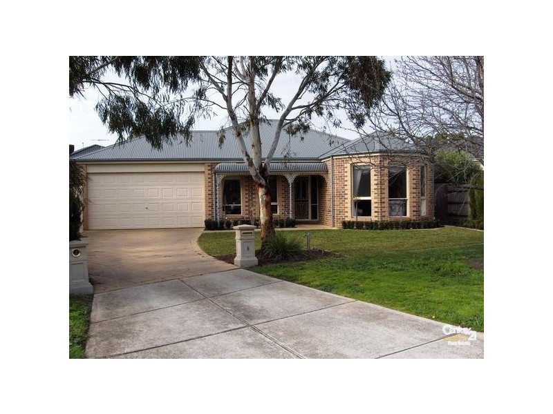 8 The Sands, Aspendale Gardens VIC 3195