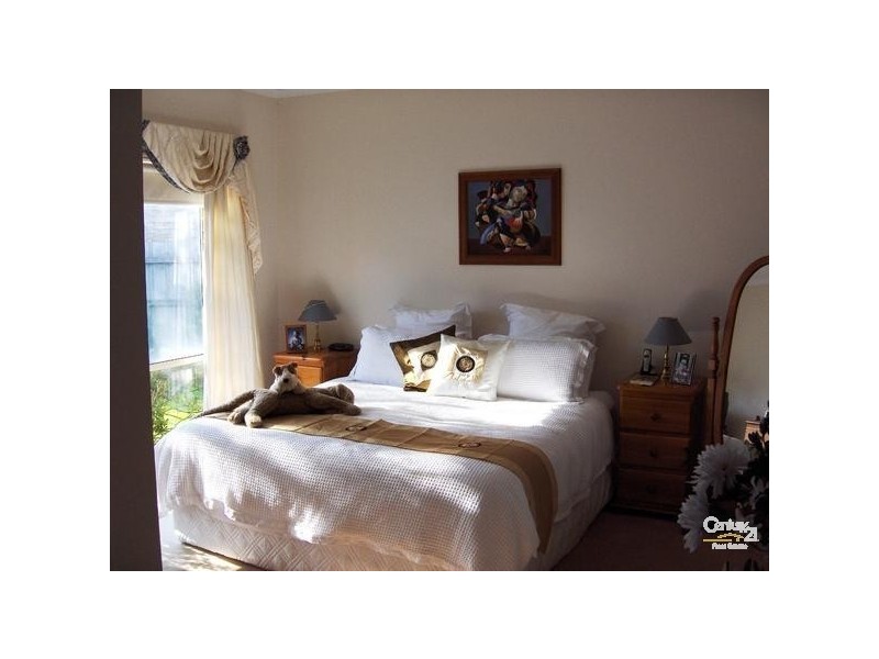 8 The Sands, Aspendale Gardens VIC 3195