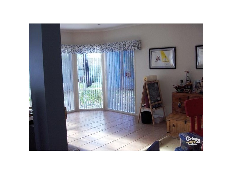 8 The Sands, Aspendale Gardens VIC 3195