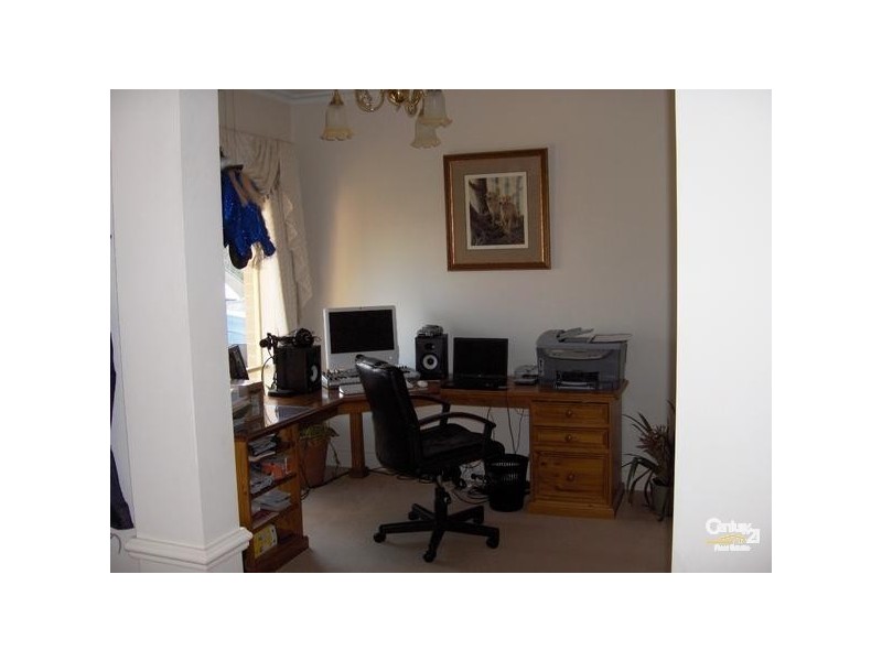 8 The Sands, Aspendale Gardens VIC 3195