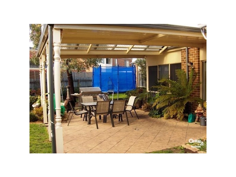 8 The Sands, Aspendale Gardens VIC 3195