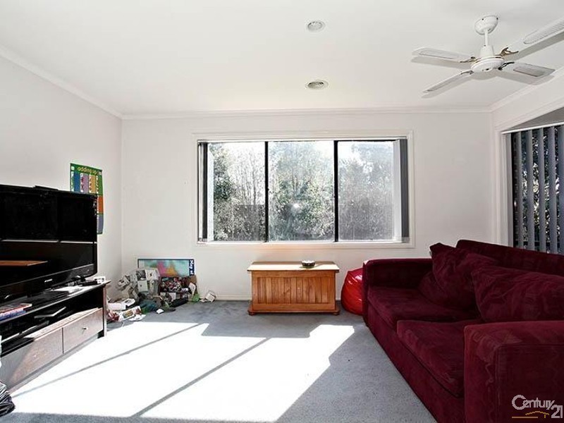 15 Chardonnay Dve, Skye VIC 3977