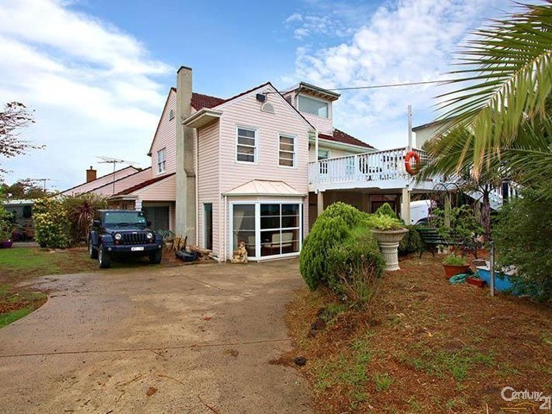 42 Nepean Highway, Seaford VIC 3198