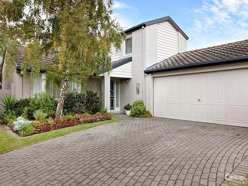 2 The Boulevard, Patterson Lakes VIC 3197