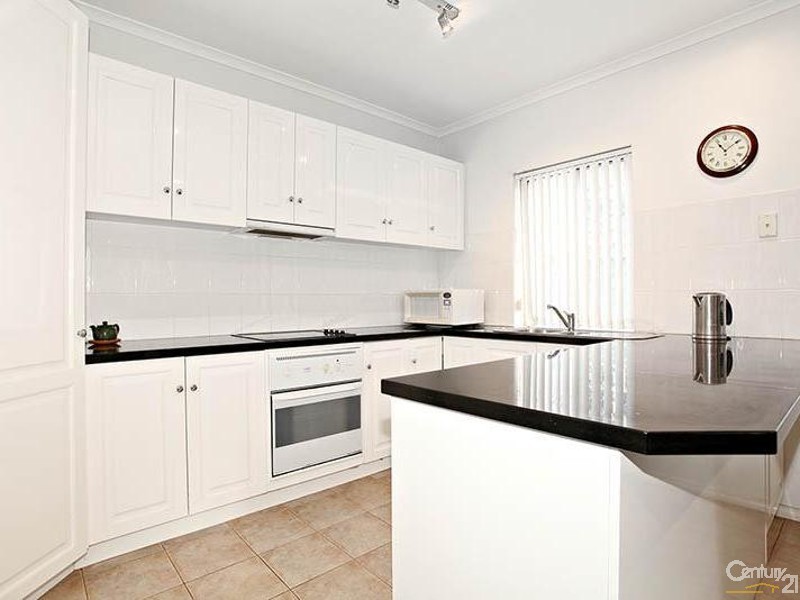 10 North Shore Drive, Patterson Lakes VIC 3197