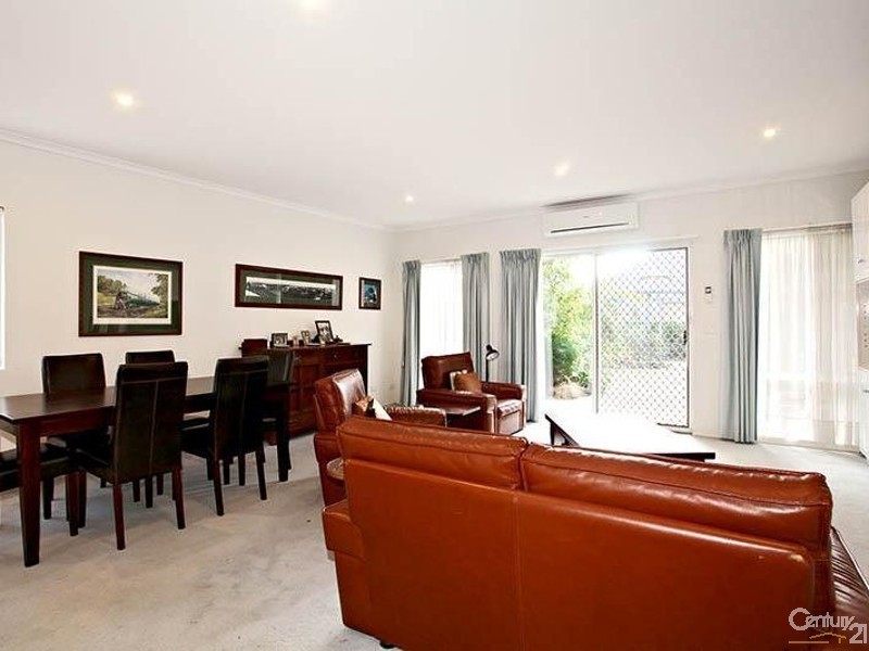10 North Shore Drive, Patterson Lakes VIC 3197