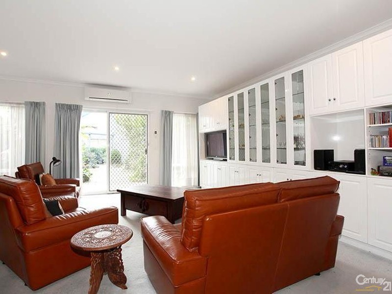 10 North Shore Drive, Patterson Lakes VIC 3197