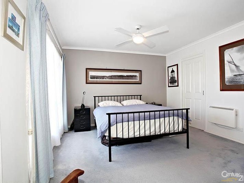 10 North Shore Drive, Patterson Lakes VIC 3197