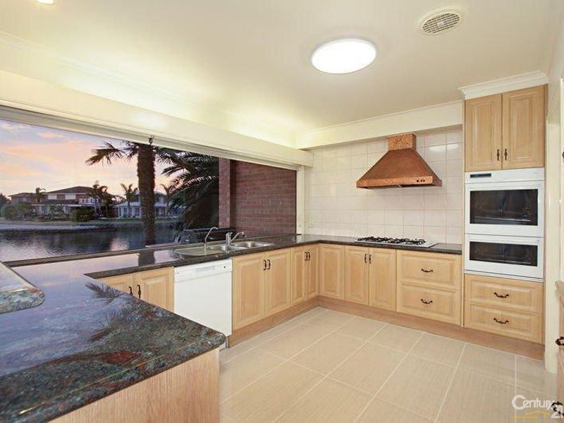 36 Acacia Cst, Patterson Lakes VIC 3197