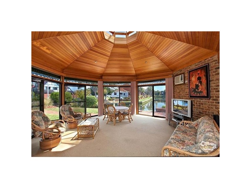 3 Mariners Island, Patterson Lakes VIC 3197