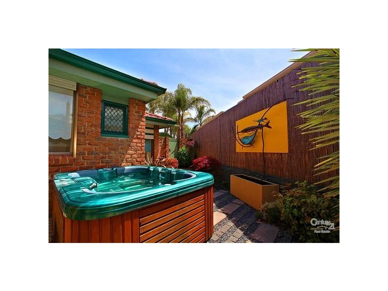 3 Mariners Island, Patterson Lakes VIC 3197